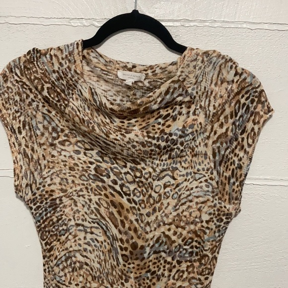 Grade and gather tshirt - Picture 4 of 5